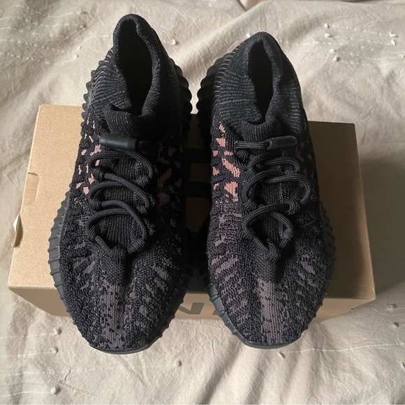 Yeezy 350 V2 CMPCT Slate Carbon - 5 - Picture 8 of 9